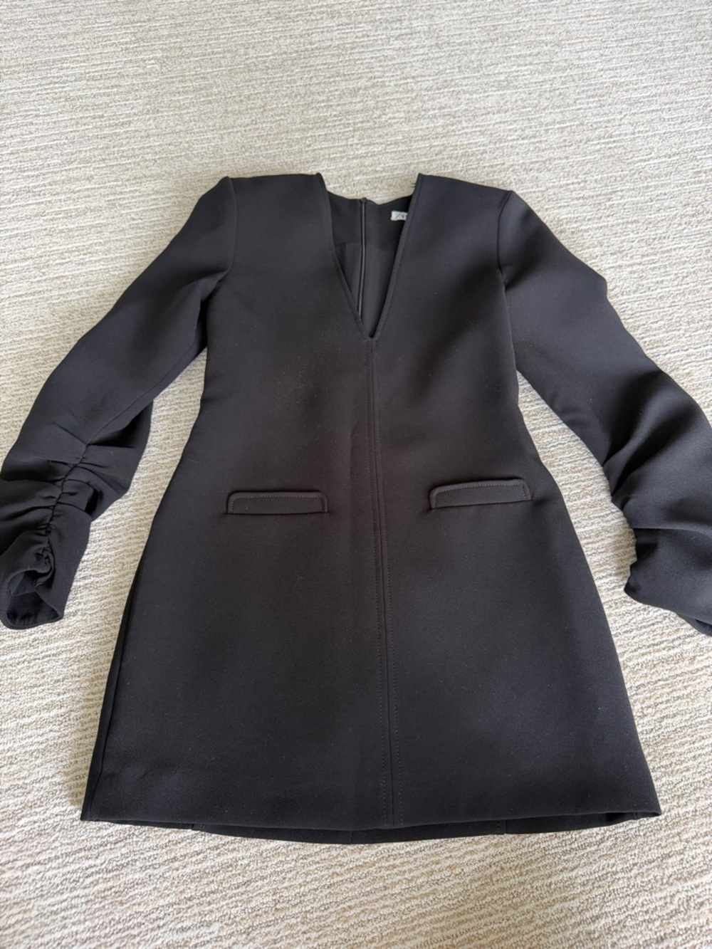 Zara Black Mini Dress with V-Neck and Long Sleeves